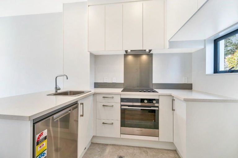 Photo of property in 8/54 Swanson Road, Henderson, Auckland, 0610