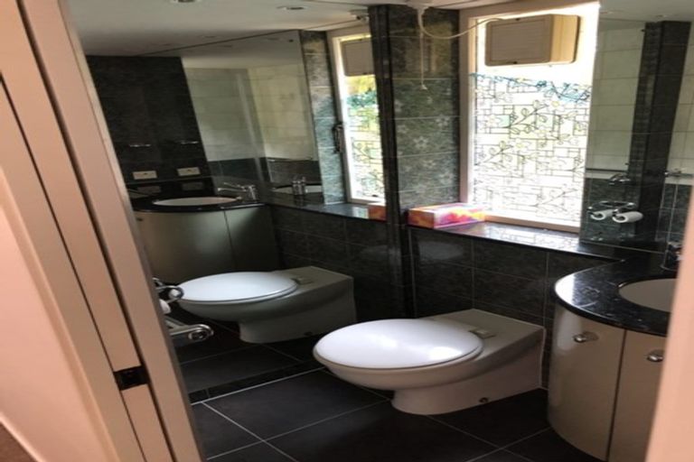 Photo of property in 34 Tawini Road, Titirangi, Auckland, 0604