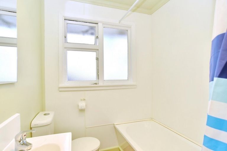 Photo of property in 3/1012 Colombo Street, St Albans, Christchurch, 8014