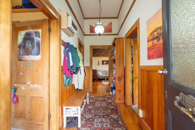 Photo of property in 54 Brightwater Terrace, Terrace End, Palmerston North, 4410