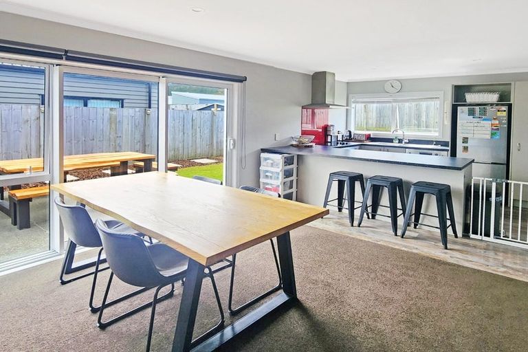 Photo of property in 94 Moohan Street, Wainuiomata, Lower Hutt, 5014