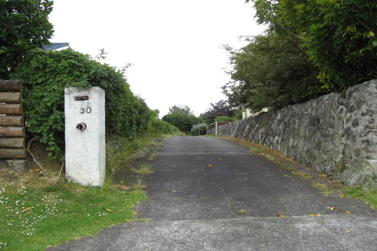 Photo of property in 30 Boyd Avenue, Mangere Bridge, Auckland, 2022