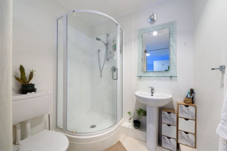 Photo of property in 1 Coach Drive, Otumoetai, Tauranga, 3110