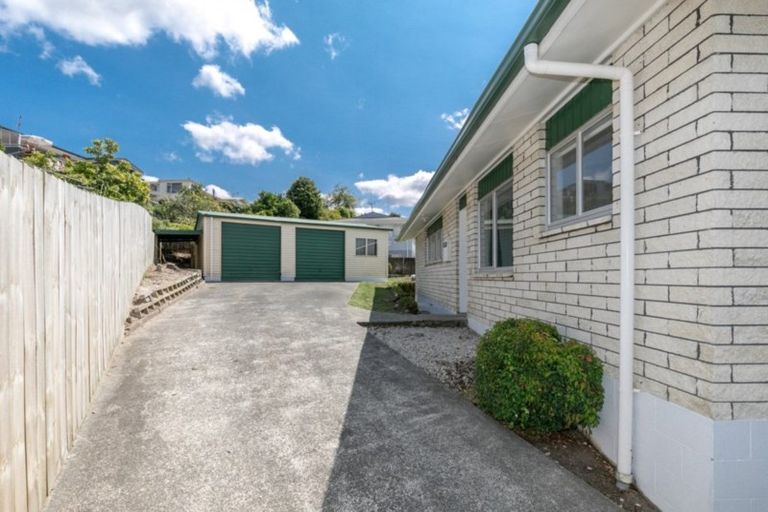 Photo of property in 19 Caernarvon Street, Dinsdale, Hamilton, 3204