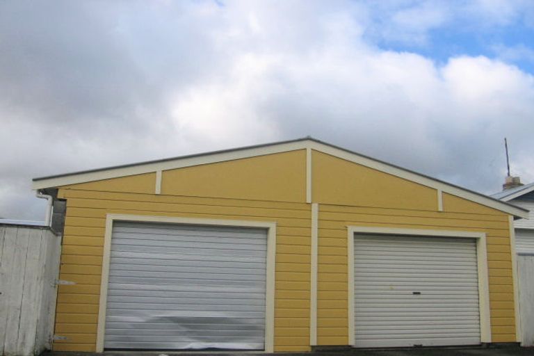 Photo of property in 1 Bryant Street, Takaro, Palmerston North, 4412