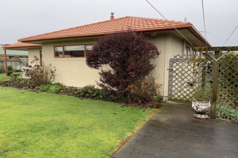 Photo of property in 44 Mount Herbert Road, Waipukurau, 4200