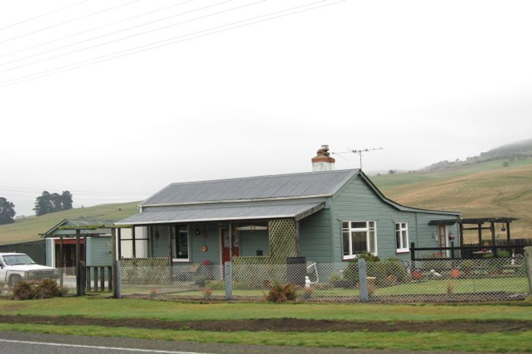 Photo of property in 240 Bendigo Road, Waikouaiti, 9472