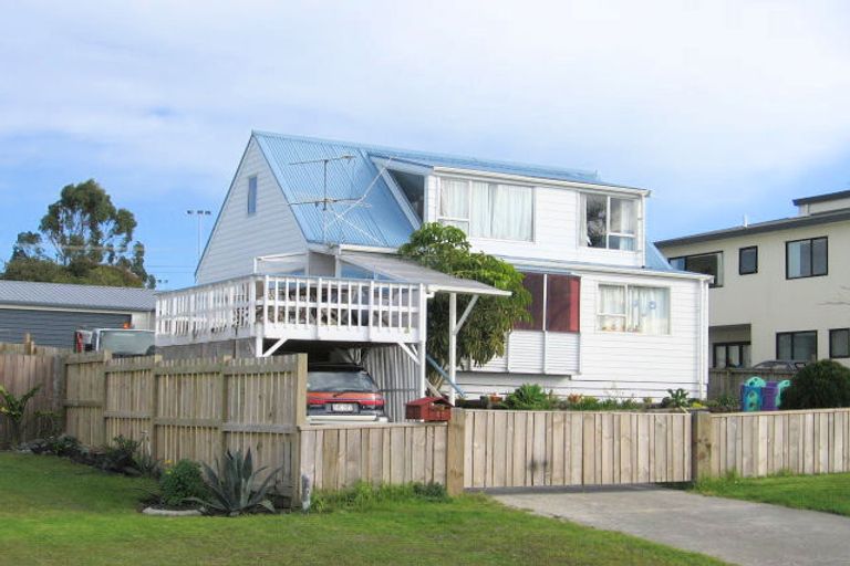 Photo of property in 25 Kawau View Road, Snells Beach, 0920