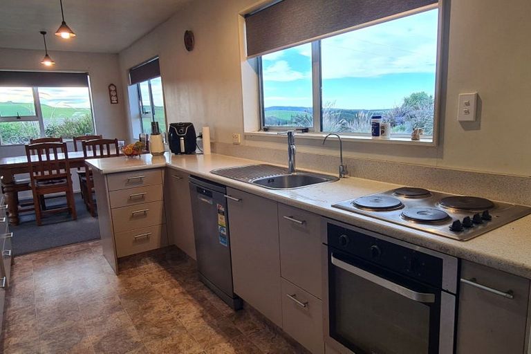 Photo of property in 153 Romahapa Road, Romahapa, Balclutha, 9271