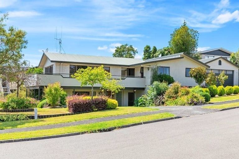Photo of property in 16 Forrester Drive, Welcome Bay, Tauranga, 3112