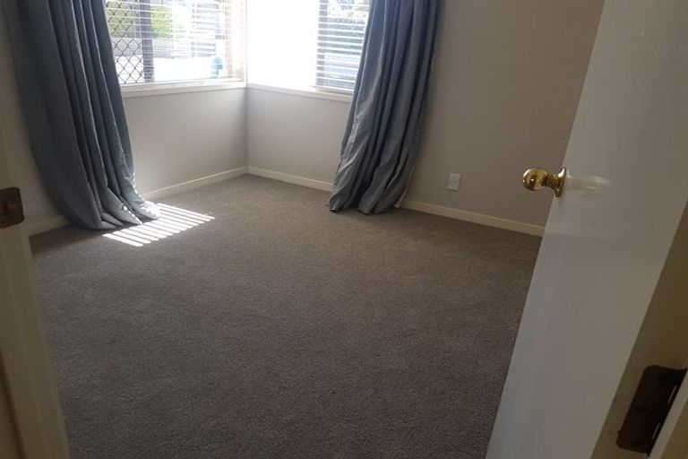 Photo of property in 712b Pioneer Highway, Takaro, Palmerston North, 4412