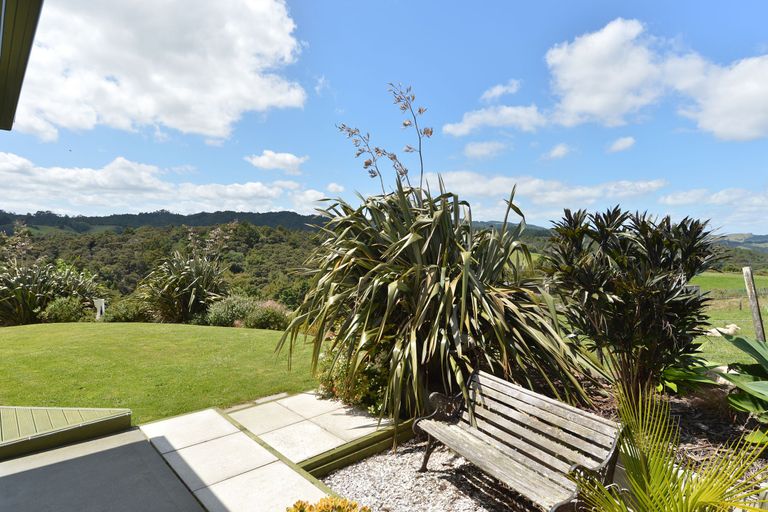 Photo of property in 53a Abbey Caves Road, Whareora, Whangarei, 0175