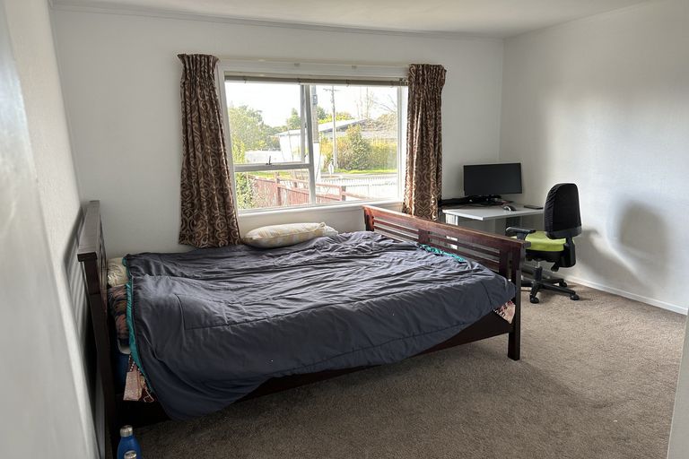Photo of property in 1/56 Rimu Street, New Lynn, Auckland, 0600