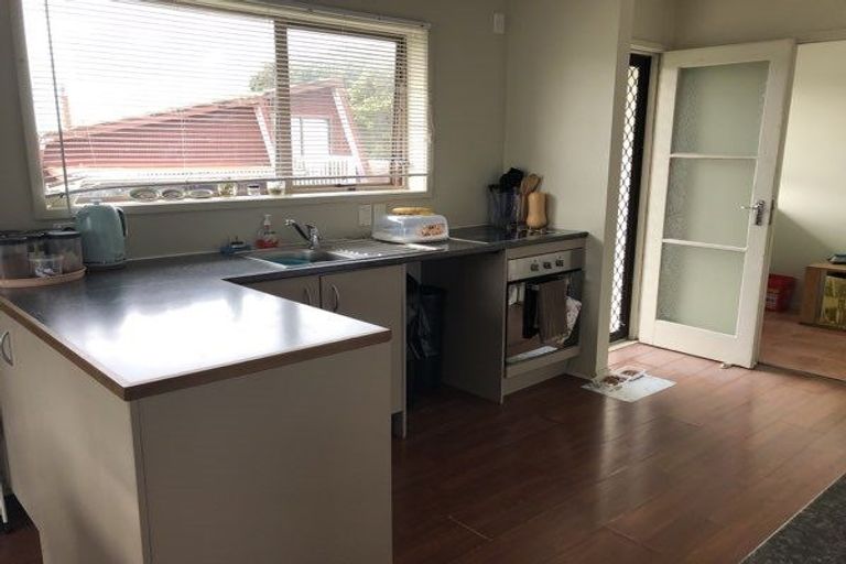 Photo of property in 1 Pike Place, Mangere East, Auckland, 2024