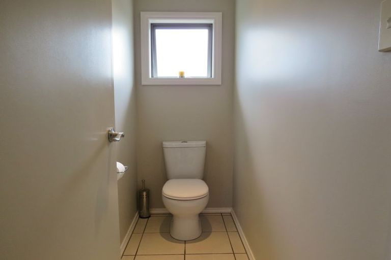 Photo of property in 89 Costley Street West, Carterton, 5713