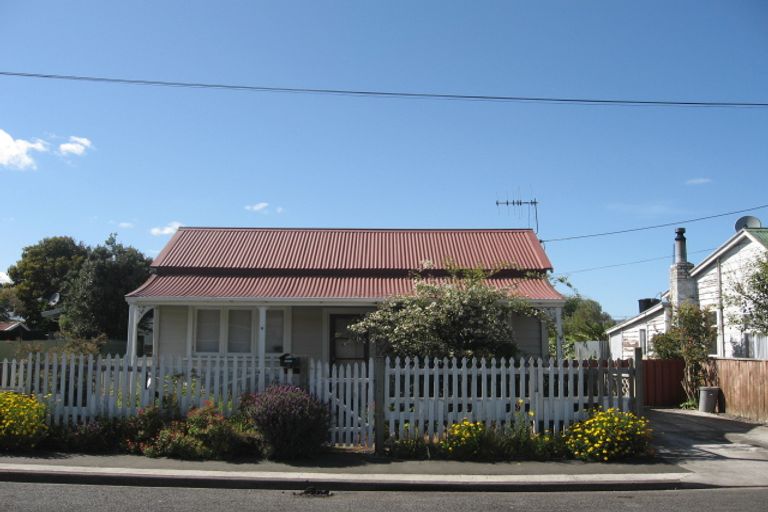 Photo of property in 8 Tay Street, Whanganui, 4500
