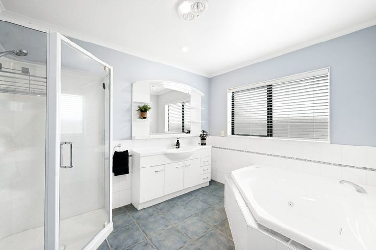 Photo of property in 17 Grasmere Court, Huntington, Hamilton, 3210