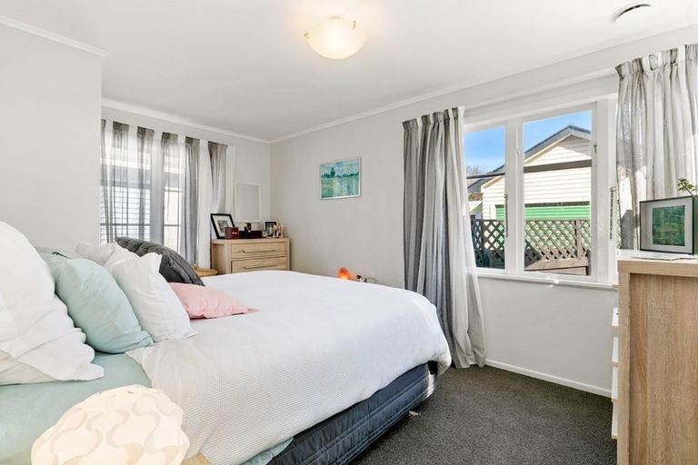 Photo of property in 62 Main Road, Wainuiomata, Lower Hutt, 5014
