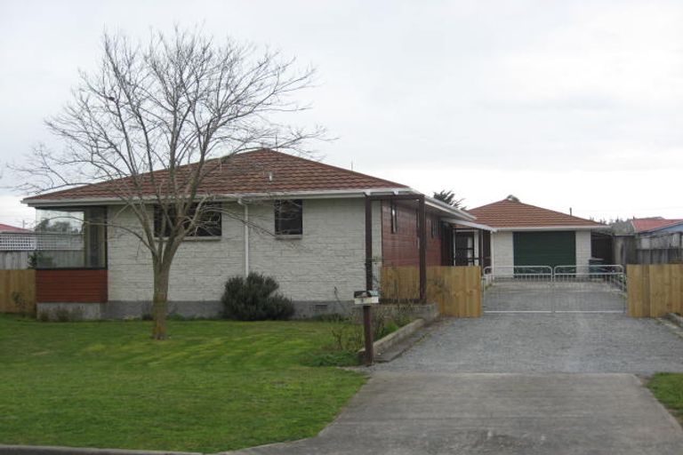 Photo of property in 12 Frederick Street, Carterton, 5713