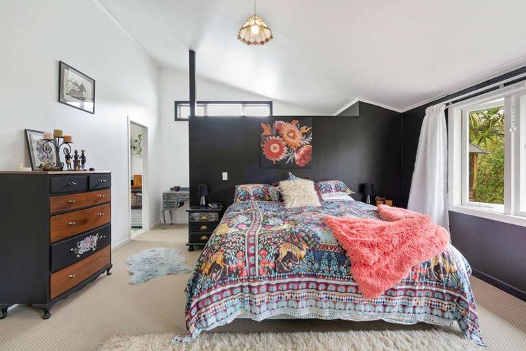 Photo of property in 124 Opouteke Road, Kaihu, 0379