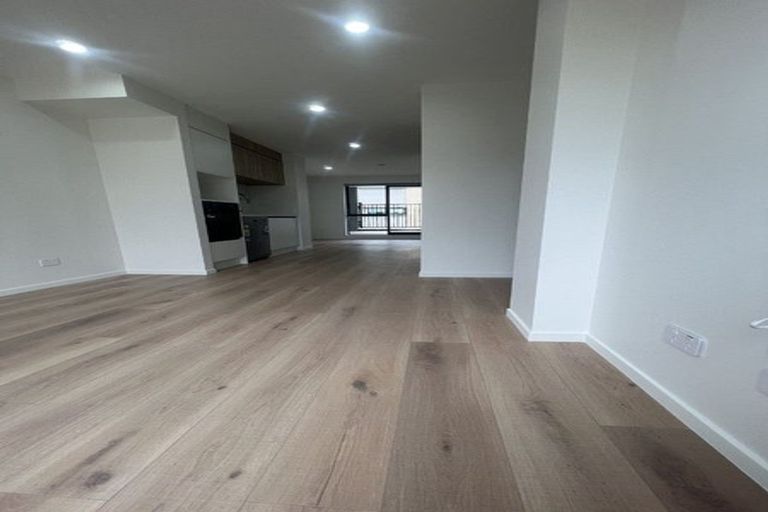 Photo of property in 105 Settlers Avenue, Hobsonville, Auckland, 0618
