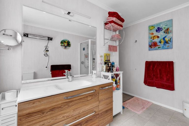 Photo of property in 339 Tukapa Street, Hurdon, New Plymouth, 4310