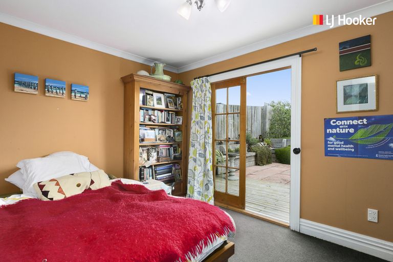 Photo of property in 43 Mornington Road, Balaclava, Dunedin, 9011