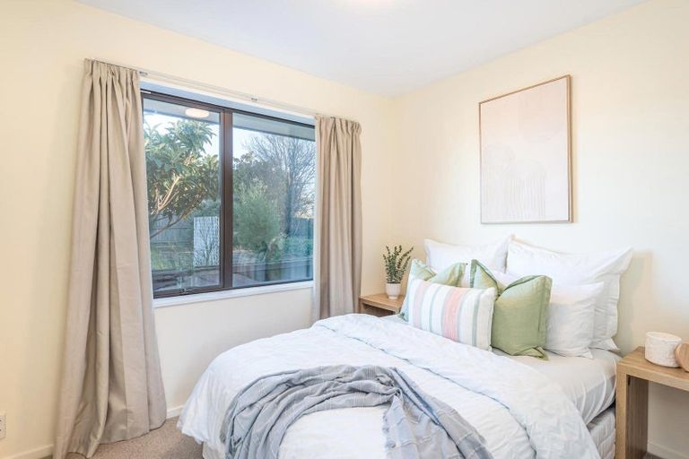 Photo of property in 213b Wainoni Road, Avondale, Christchurch, 8061