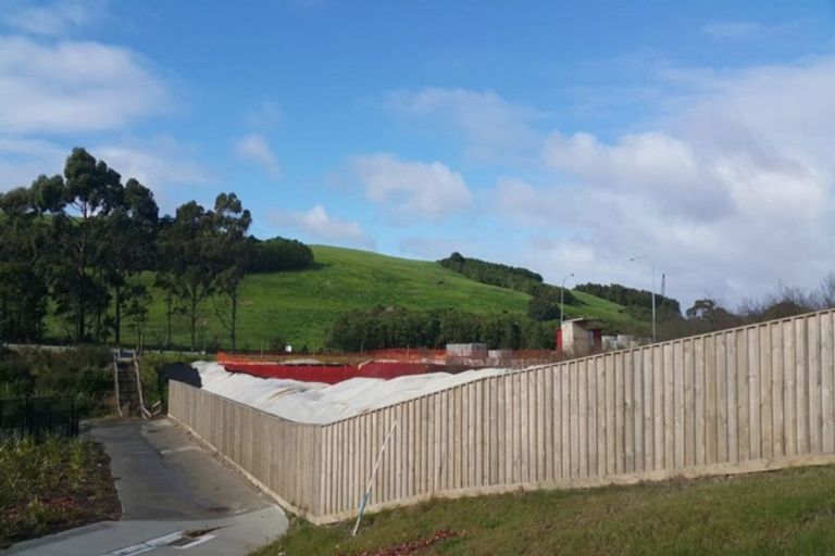 Photo of property in 65 Rathmullen Place, Pinehill, Auckland, 0632