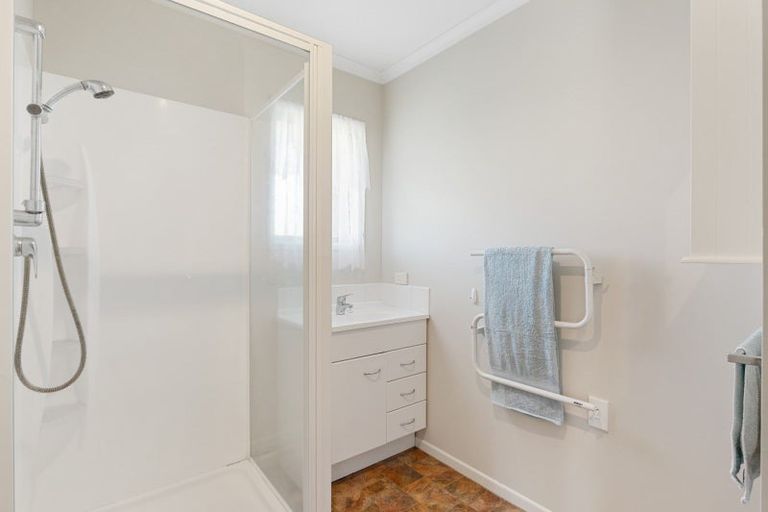 Photo of property in 13 Tasman Street, Opunake, 4616