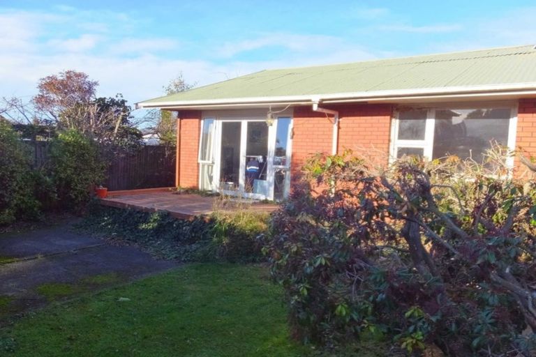 Photo of property in 76 Peer Street, Upper Riccarton, Christchurch, 8041