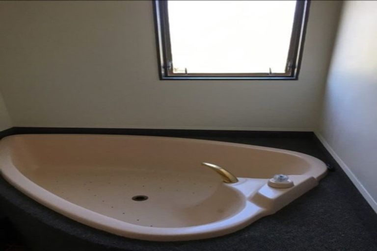 Photo of property in 327 Riverbend Road, Meeanee, Napier, 4183