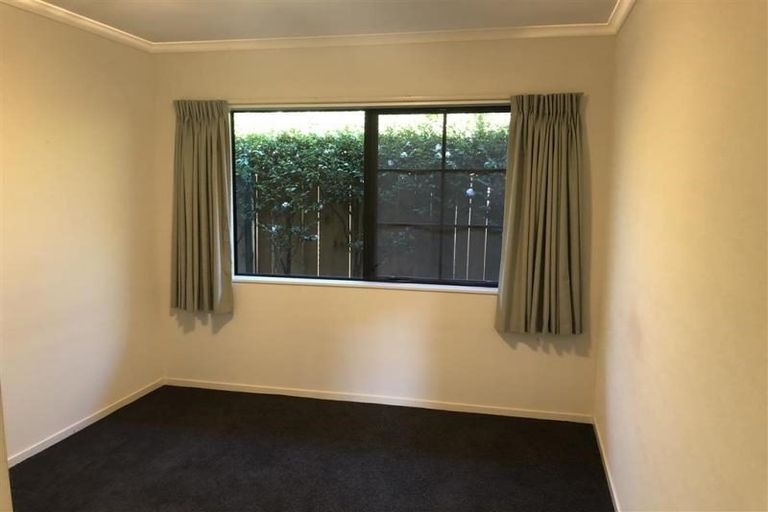 Photo of property in 11 Greenough Place, Rototuna, Hamilton, 3210