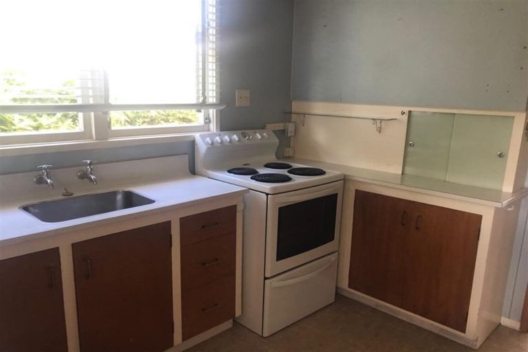 Photo of property in 11 Railway Esplanade, East Gore, Gore, 9710