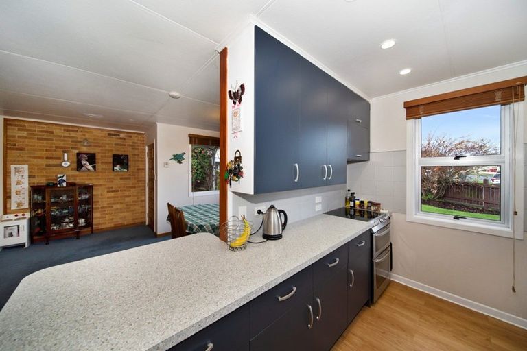 Photo of property in 12 Green Lane, Hawera, 4610