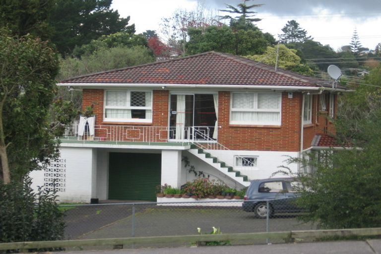 Photo of property in 81 Triangle Road, Massey, Auckland, 0614