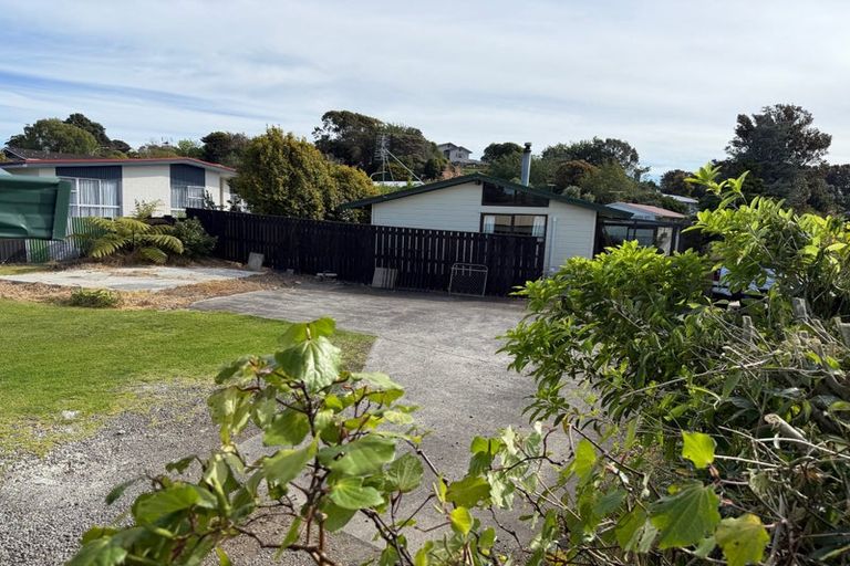 Photo of property in 110a Riversdale Drive, Merrilands, New Plymouth, 4312