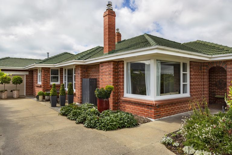 Photo of property in 43 Hull Street, South Hill, Oamaru, 9400