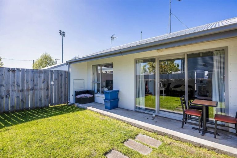 Photo of property in 76 Trafalgar Street, St Albans, Christchurch, 8014