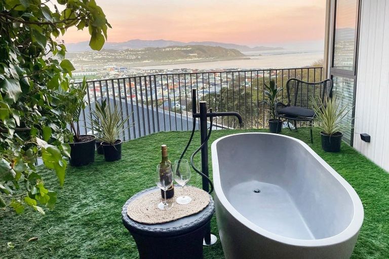 Photo of property in 34a Buckingham Street, Melrose, Wellington, 6023