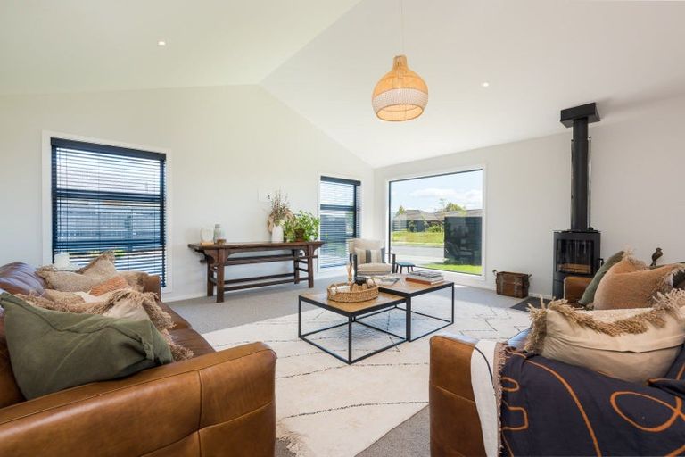 Photo of property in 30 Nikau Drive, Redwoodtown, Blenheim, 7201