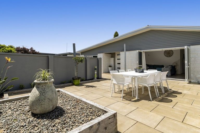 Photo of property in 31 Bramley Drive, Omokoroa, 3114