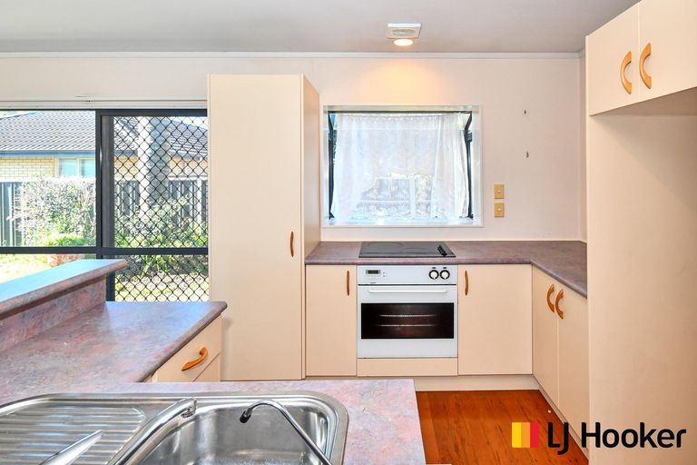 Photo of property in 45 Clevedon Road, Papakura, 2110