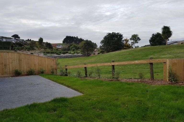 Photo of property in 10 Roto Lane, Pukekohe, 2120