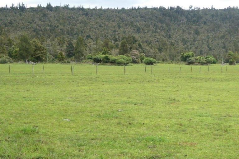 Photo of property in 753 Franz Josef Highway, Whataroa, 7886