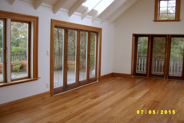 Photo of property in 6 Norfolk Street, Northland, Wellington, 6012