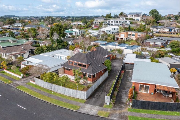 Photo of property in 23 Wesley Avenue, Frankleigh Park, New Plymouth, 4310