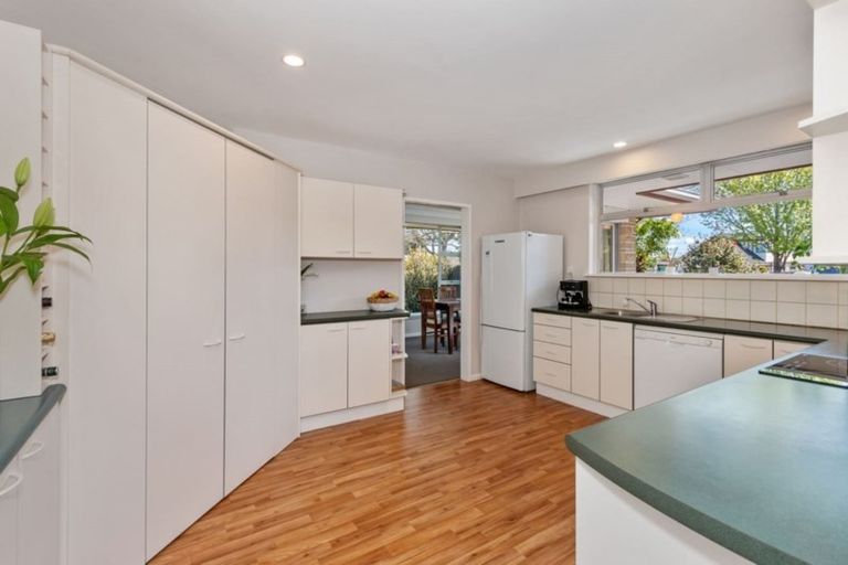 Photo of property in 20 Freebairn Street, Redwood, Christchurch, 8051