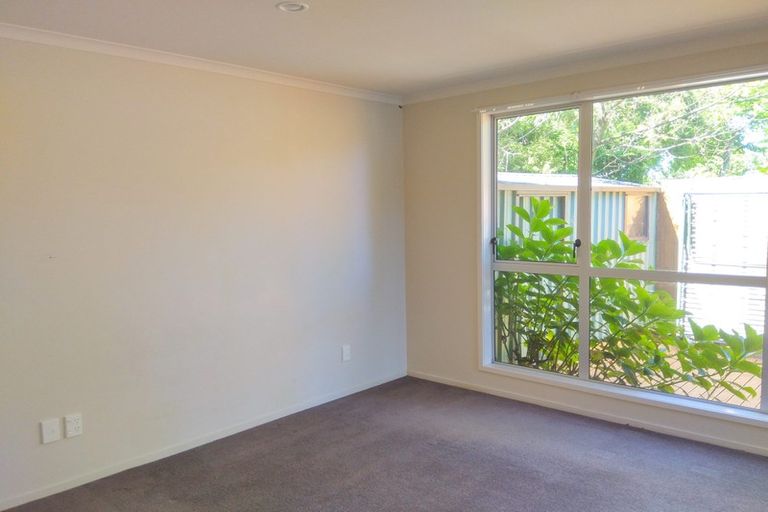 Photo of property in 81 Brois Street, Frankleigh Park, New Plymouth, 4310