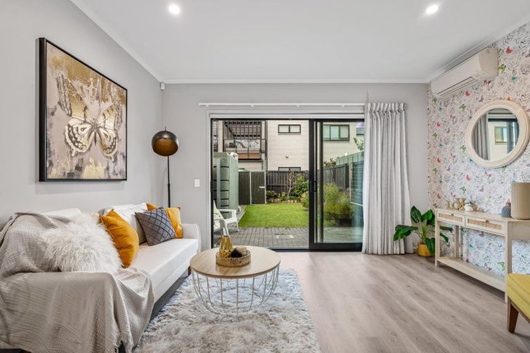 Photo of property in 3 Kerewhenua Crescent, Hobsonville, Auckland, 0616